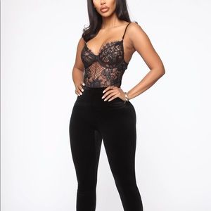 Fashion nova velvet leggings